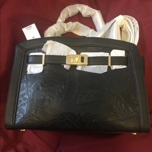 New Authentic Handbags/Purses